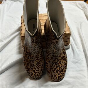 Merona Leopard Print Ankle Rain Booties in Tan and Black